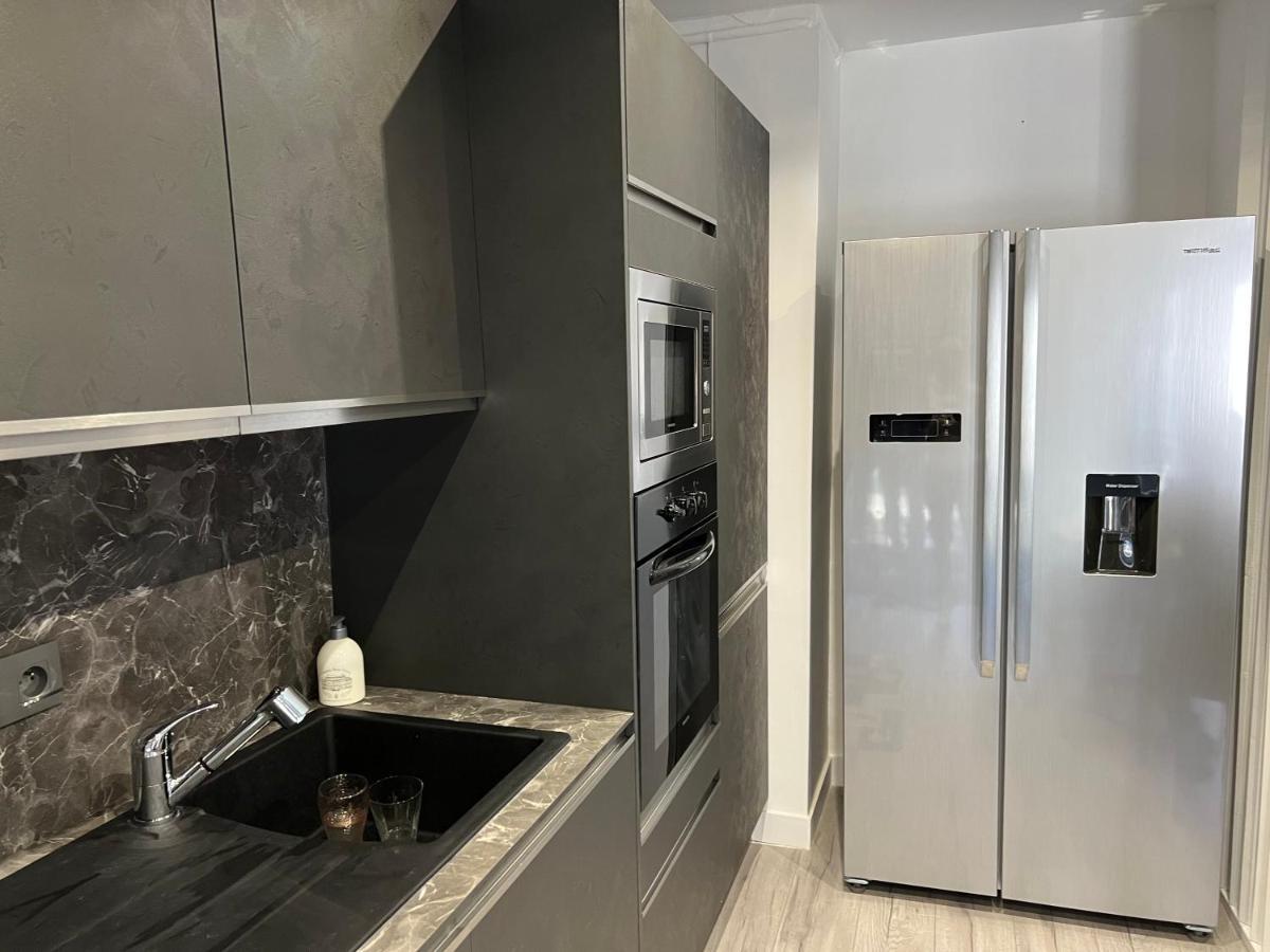 Gorgeous 2 Bedrooms Holiday Apartement Nice Exteriör bild